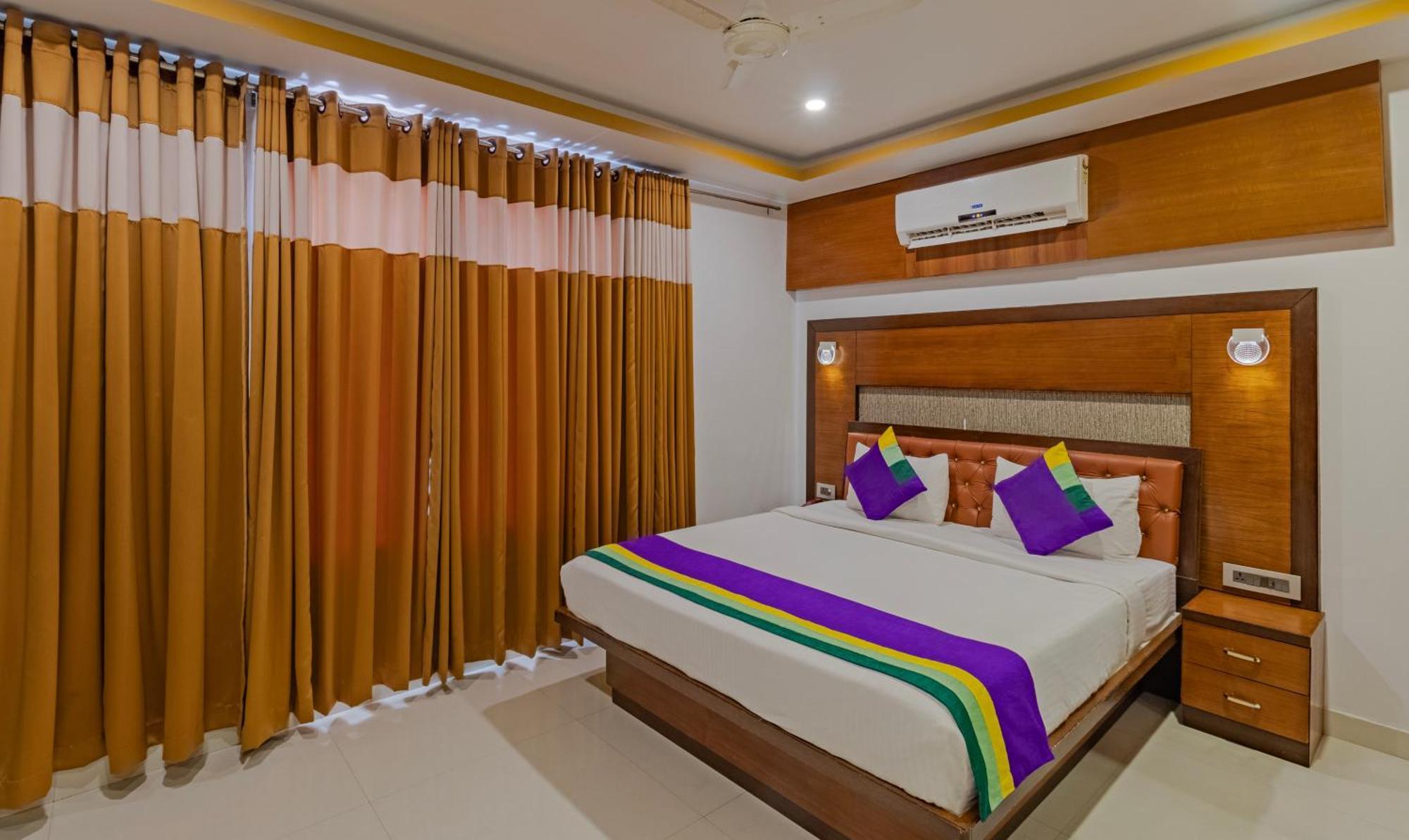 Treebo Premium Palmyra Milford, 2 Km From Alleppey Beach アーラップーザ県 エクステリア 写真